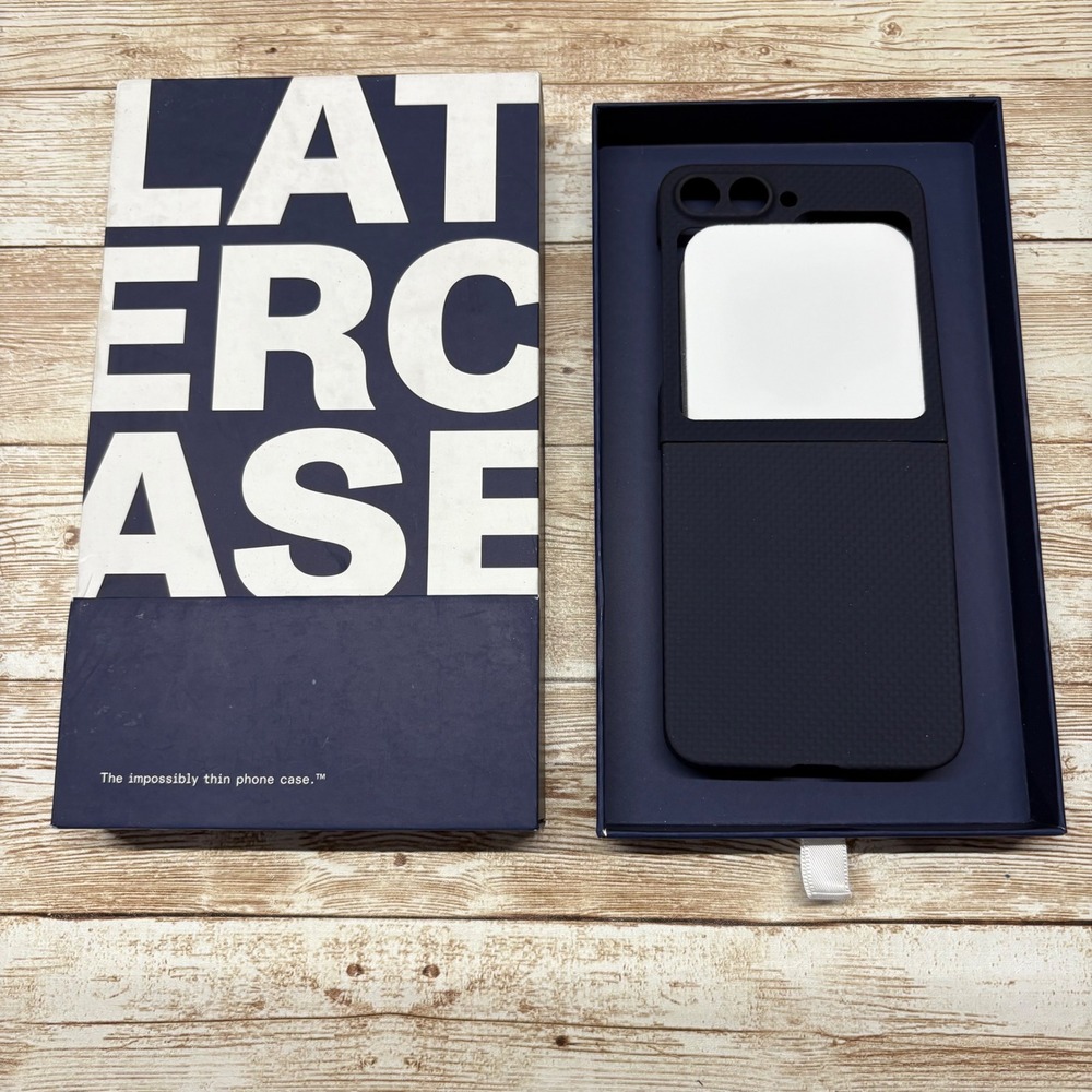 Latercase‎ Galaxy Z Flip 6 Willy Blue Phone Case Impossibly Thin New Open Box